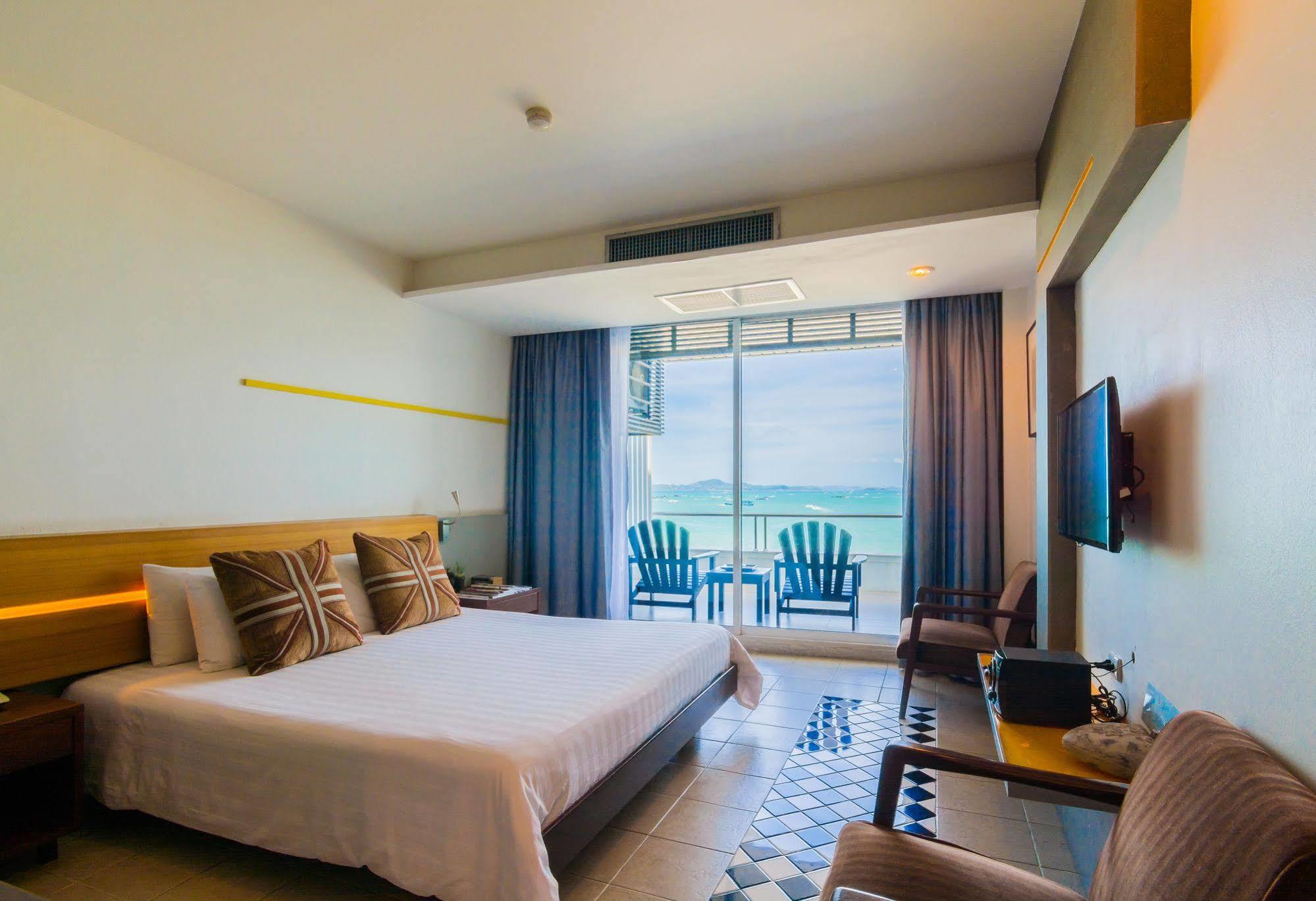 Baboona Beachfront Living Pattaya Εξωτερικό φωτογραφία